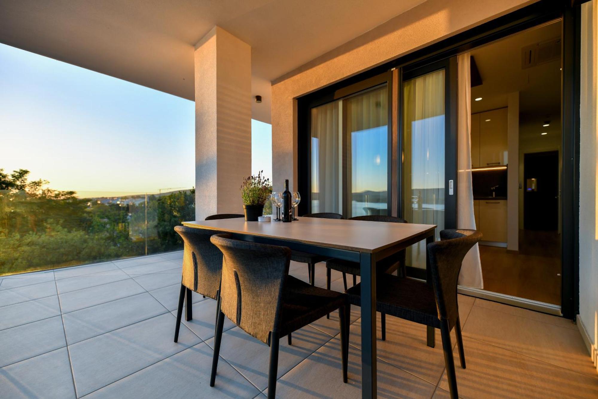 Crowonder Apartments & Rooms Oaza With Heated Swimming Pool And Sauna Turanj Exterior foto